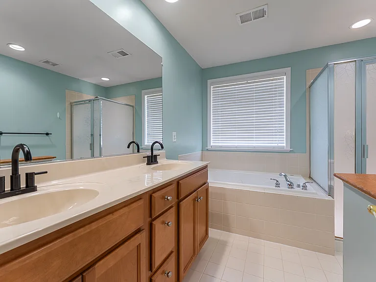 17231 Library Blvd — Photo 19