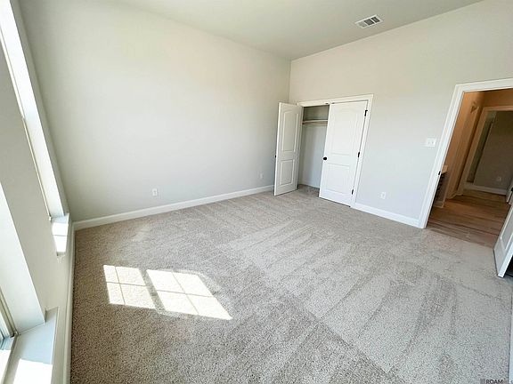 4th image of 18711 Corlis Green Dr