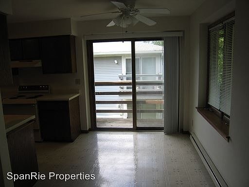 2nd image of 6733 Hammersley Rd