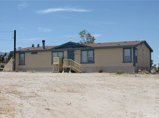 32033 207th St E, Llano, CA 93544