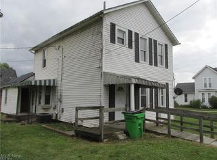 833 Orange St, Coshocton, OH 43812