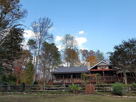 4th image of 11541 Mill Cove Ln