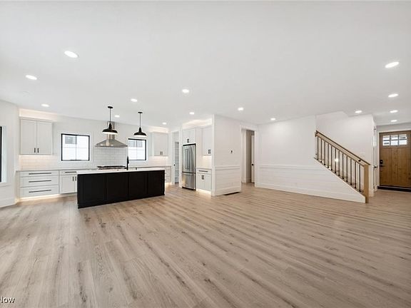 5th image of 4496 Hope Ct