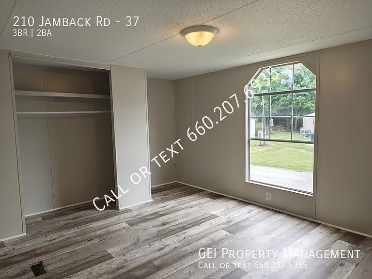 210 Jamback Rd #37 — Photo 11