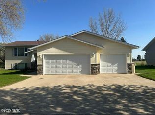 3007 5th Ave NW, Watertown, SD 57201