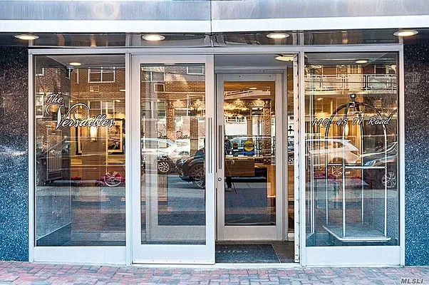 Sold by Charles Rutenberg Realty, Inc. | media 42