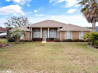 327 Manchester Ln, Foley, AL 36535