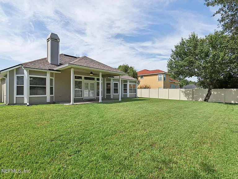 2070 Thornhill Dr — Photo 27