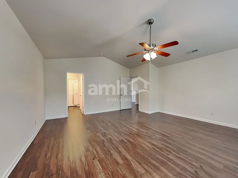 5888 Odenton Ln — Photo 13