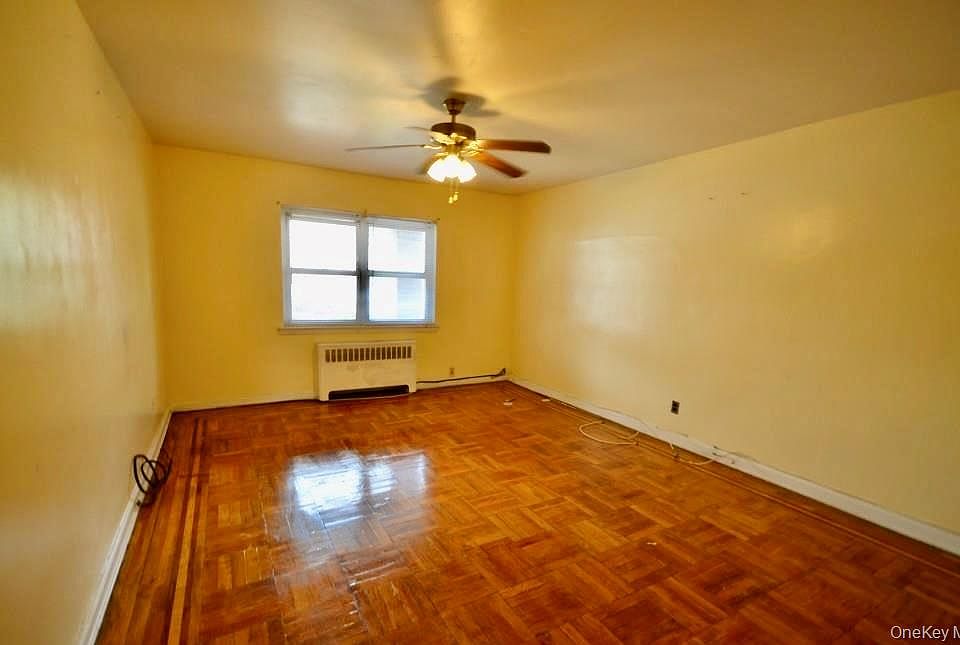 1st image of 1454 E 233rd St #1