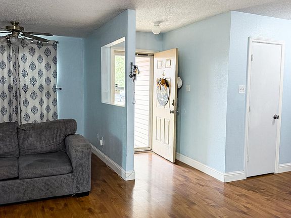 5th image of 2409 92nd St