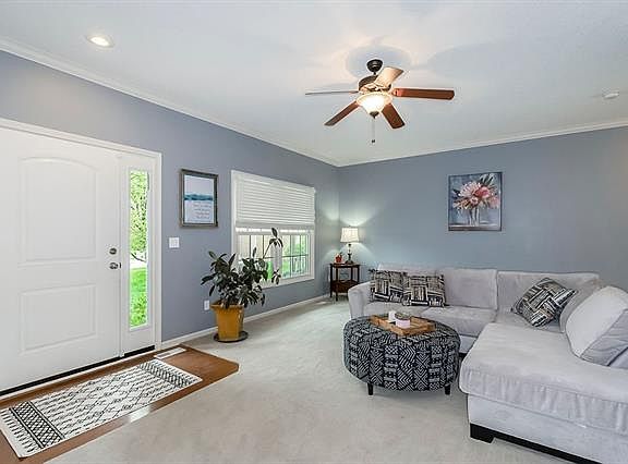 4th image of 808 NW 109th Ct