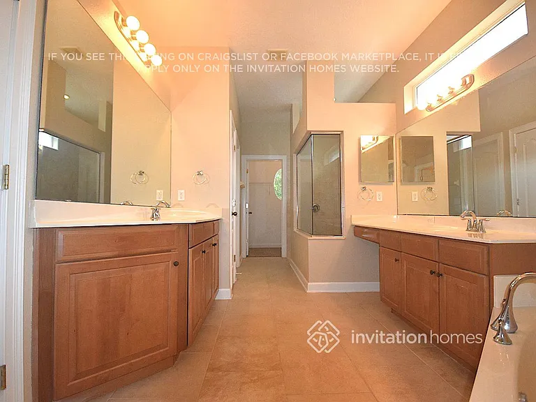 2934 Park Meadow Dr — Photo 10