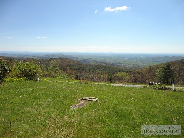 1st image of 200 Cliffside Drive