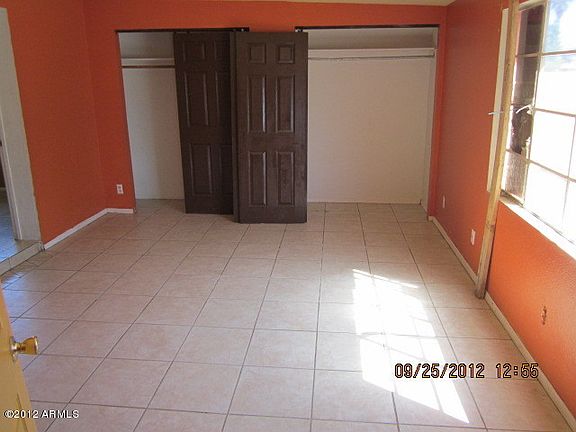 2nd image of 3407 W Rosewood Ave
