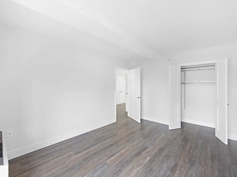 354 E 91st St #1009 — Photo 11