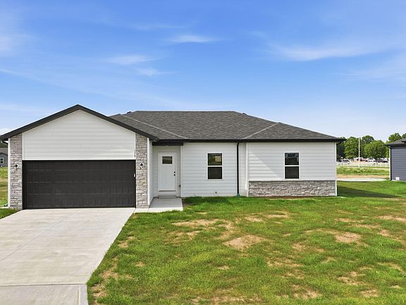 2nd image of 170 Maverick Drive