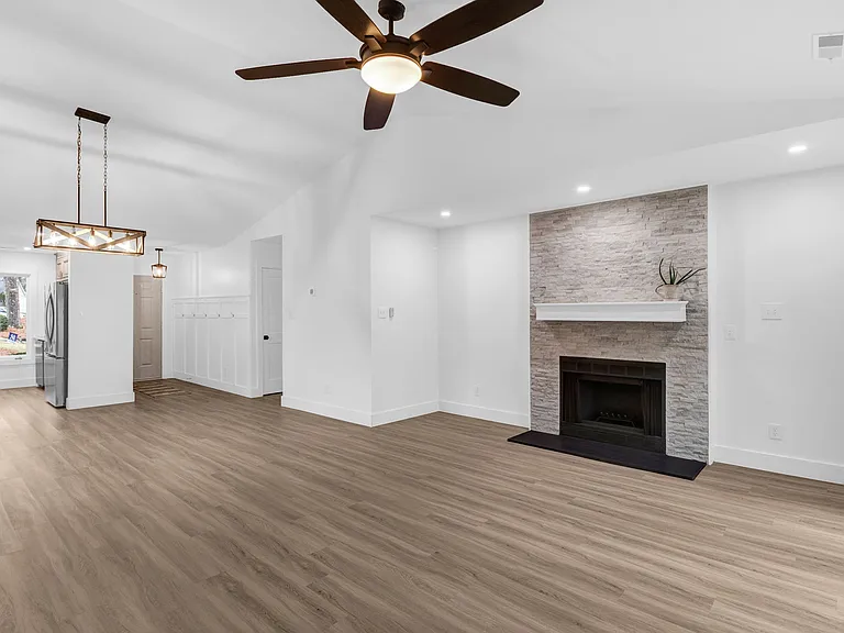 1413 Grantland Pl — Photo 10