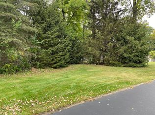 10768 Center St, Plainwell, MI 49080