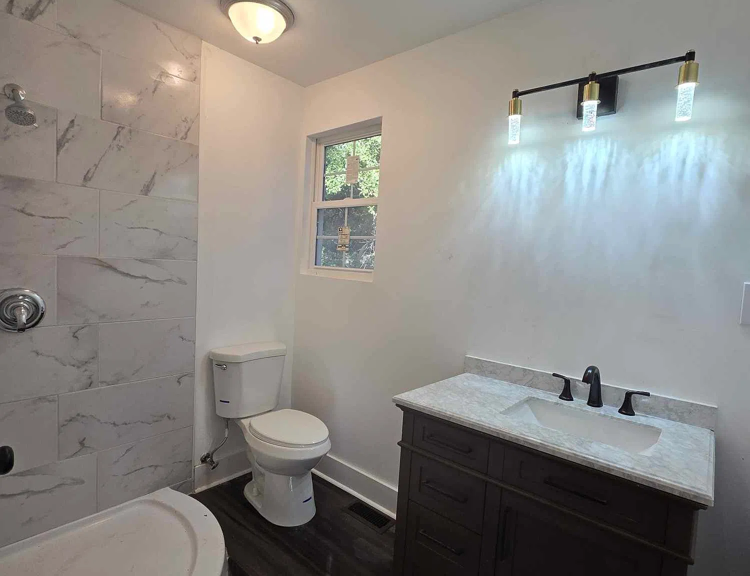 2 bed, 1200 sqft, $1,300 — Photo 4