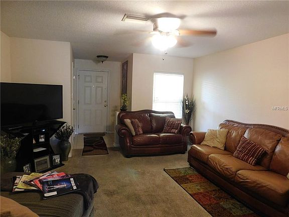 3rd image of 10910 Johanna Ave