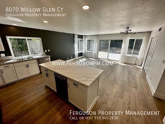 4th image of 8070 Willow Glen Ct