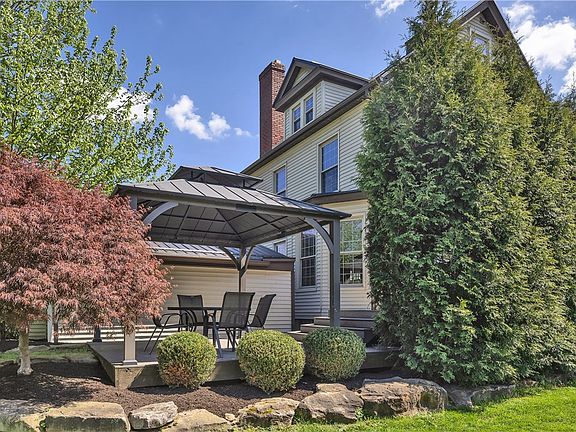 4th image of 1226 Mayview Rd
