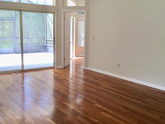 4th image of 3668 Clubhouse Dr #A