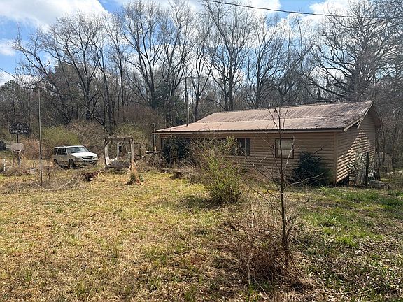 3rd image of 256 E Paoli Rd