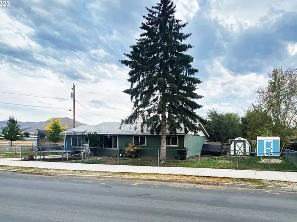 2875 Grove St, Baker City, OR 97814
