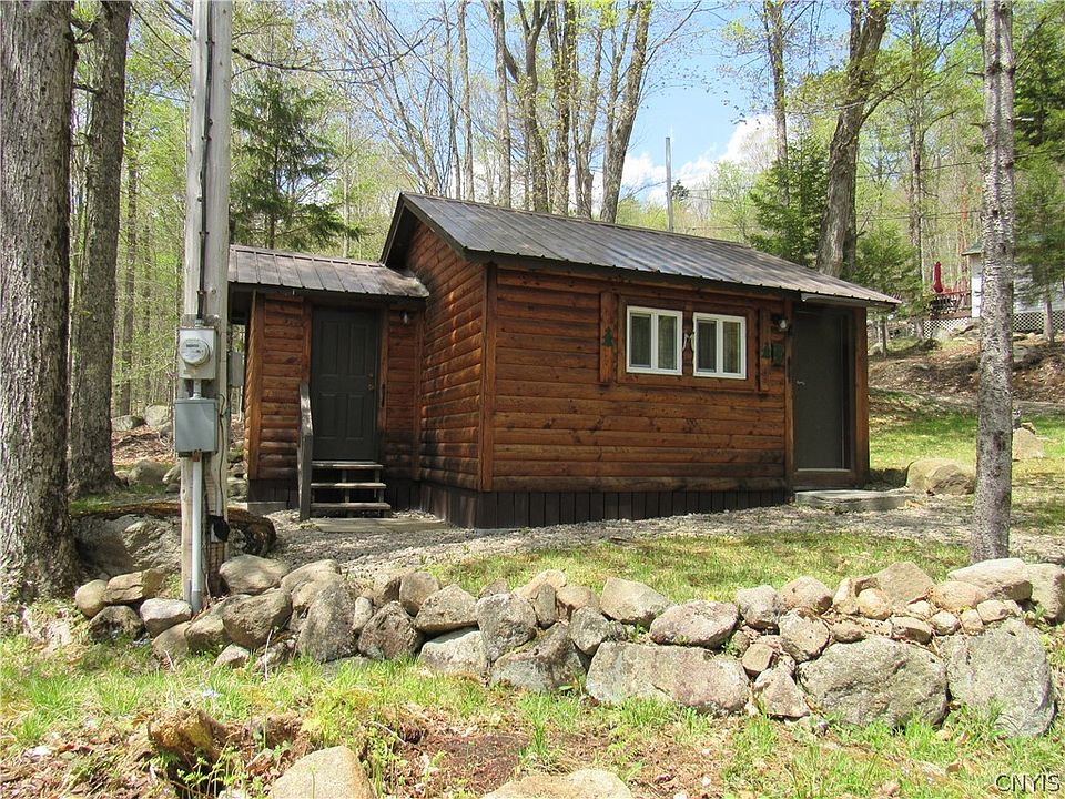 1st image of 111 Mohawk Dr