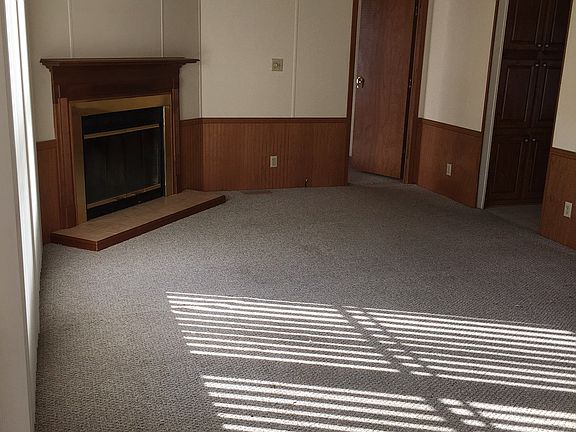 2nd image of 9320 White Pine Ct