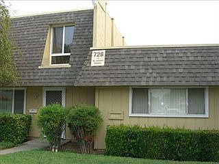 1st image of 728 W Lincoln Ave APT 126