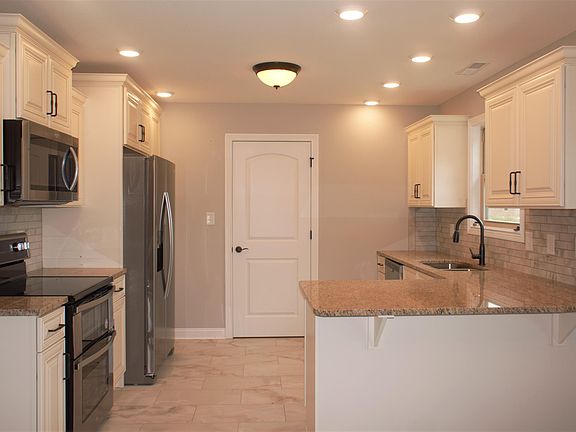 4th image of 451 Autumnwood Farms Lot 451