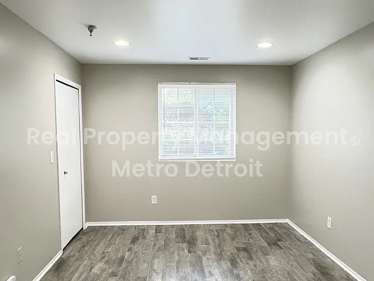 15628 Stone Crossing Dr — Photo 14