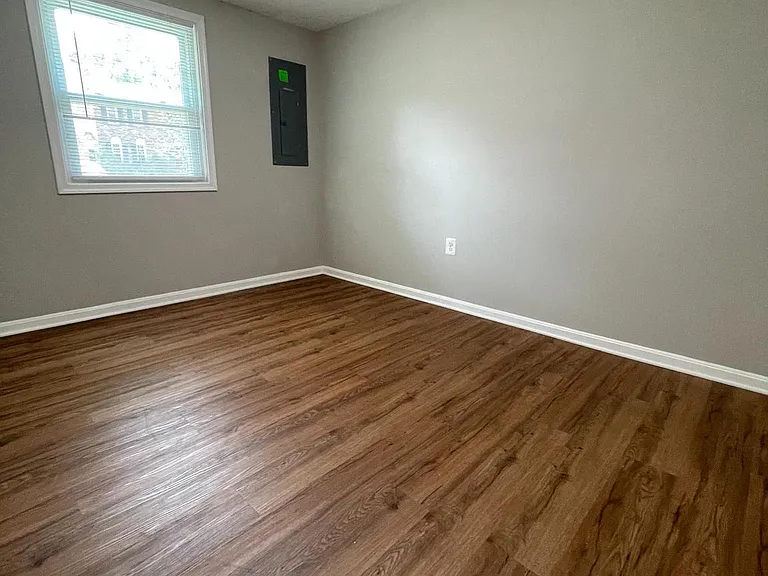 8607 Botley Dr — Photo 19