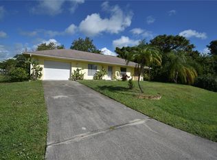 7205 Snow Dr, Englewood, FL 34224