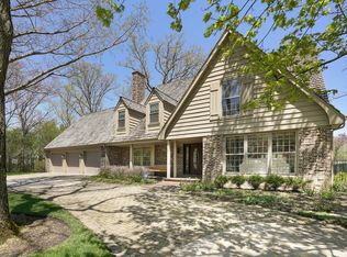 1675 Surrey Ln, Lake Forest, IL 60045
