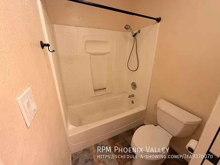 4509 W Continental Dr — Photo 8