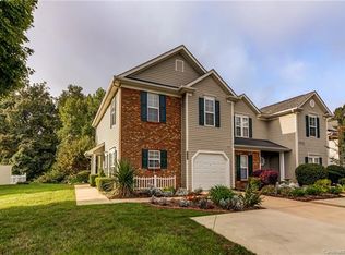 9009 Cinnabay Dr #43, Charlotte, NC 28216