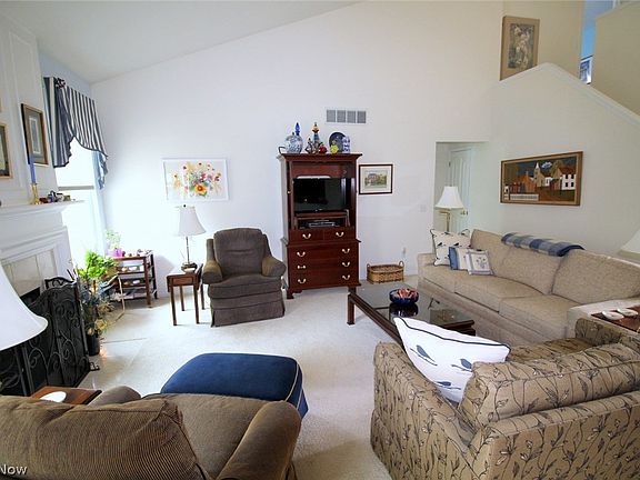 2nd image of 717 Sagewood Dr