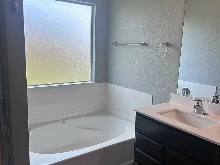 2403 Elba Dr — Photo 14