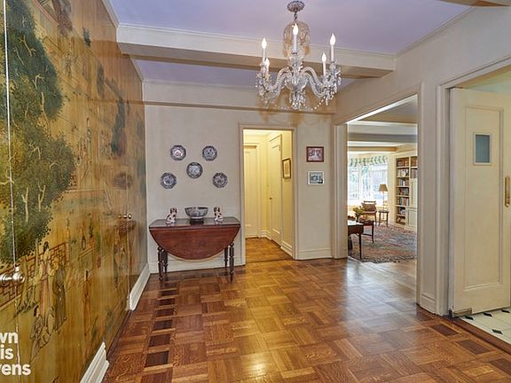 3rd image of 19 E 88th St APT 2H