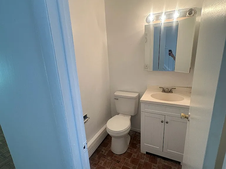 6 Whitman Ct — Photo 13