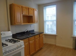 6064 Catalpa Ave APT 2R, Ridgewood, NY 11385