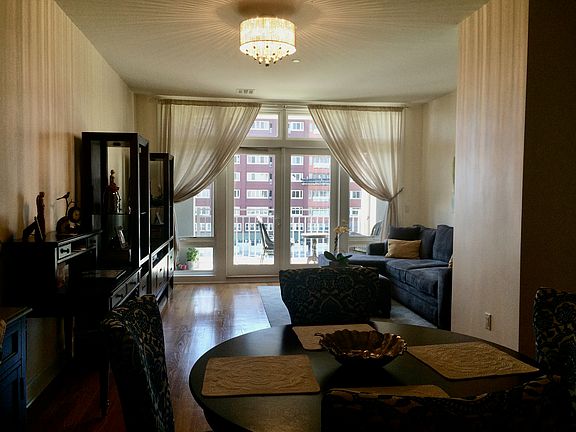 3rd image of 90 Bay Street Lndg APT 4C