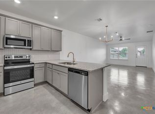 1130 S College Ave, Troy, TX 76579