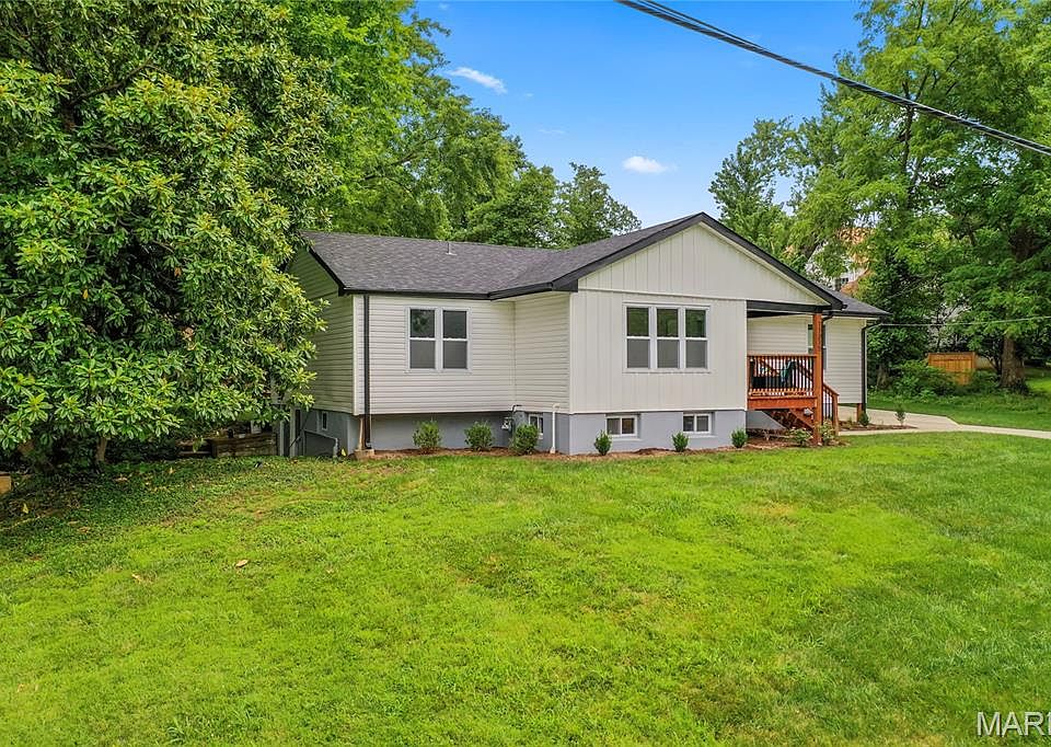 11315 Elzey St, Saint Louis, MO 63141 | Zillow