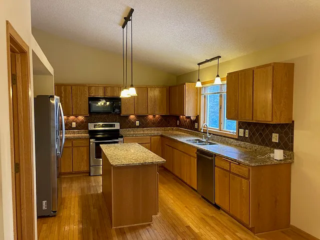 7838 Dover Cv — Photo 4