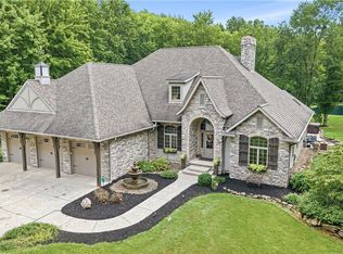 5560 Oak Hill Dr, Warren, OH 44481